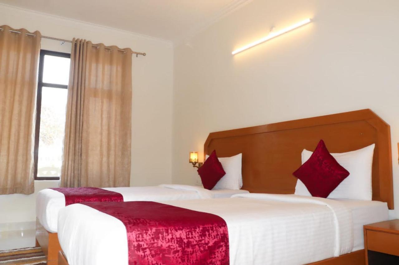 Priyanka Resort Khajurāho Zewnętrze zdjęcie