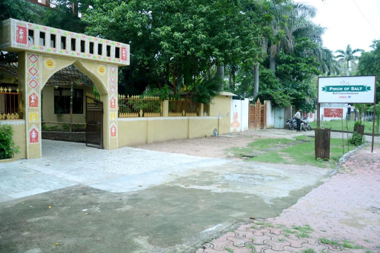 Priyanka Resort Khajurāho Zewnętrze zdjęcie
