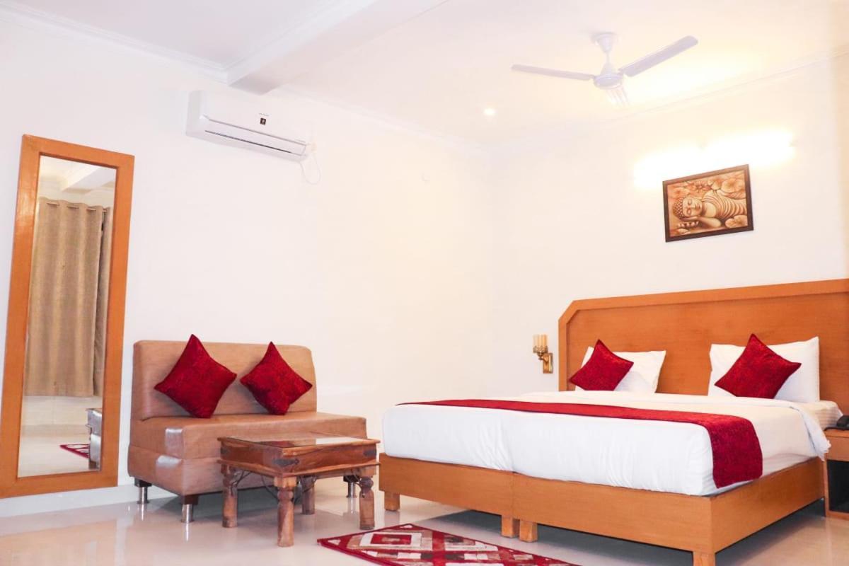Priyanka Resort Khajurāho Zewnętrze zdjęcie
